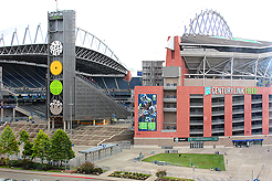 LADY 12 CELEBRITY FASHION SHOW